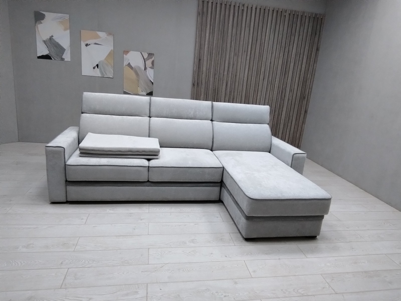 Диваны Браво комфорт V2 в наличии. Склад Д 3915 Новинка 2-160 телескоп ,модуль двойной 80,моли 27/моли 22 (Мин)