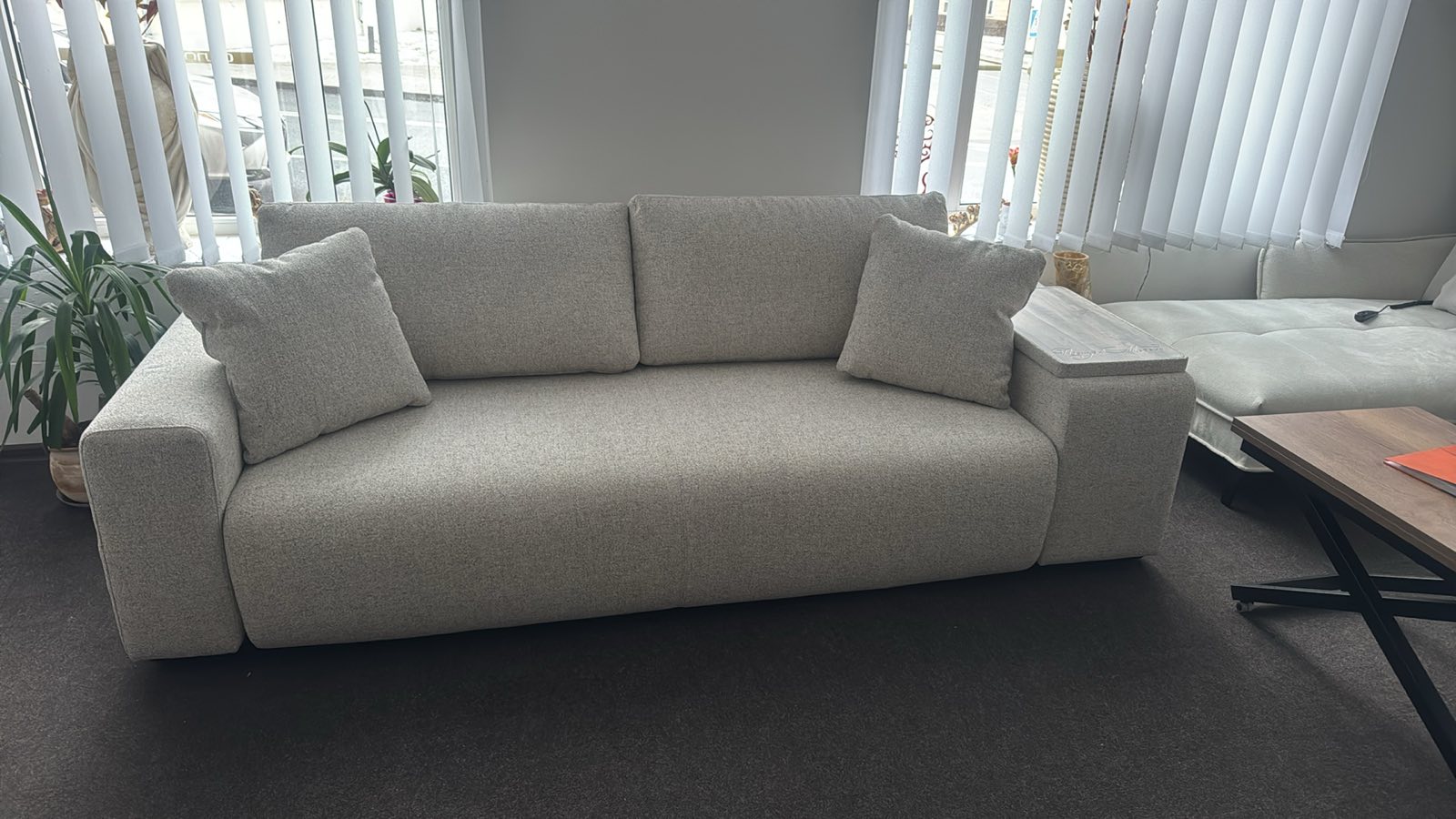 Диваны Колизей Комфорт в наличии. г.Гродно ул.Свердлова  Д 4623 лаура 01