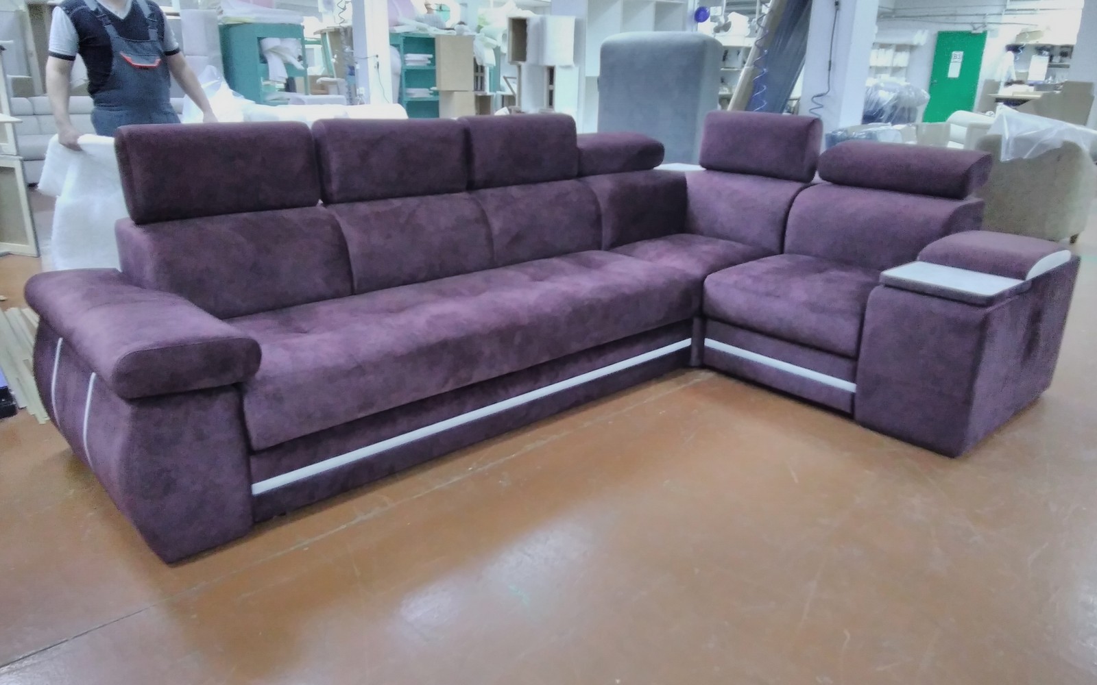 Диваны Айпетри в наличии. Склад Н 808 3-193 телескоп,1 глухая Ламбре 07/миссони 10 (Бор)