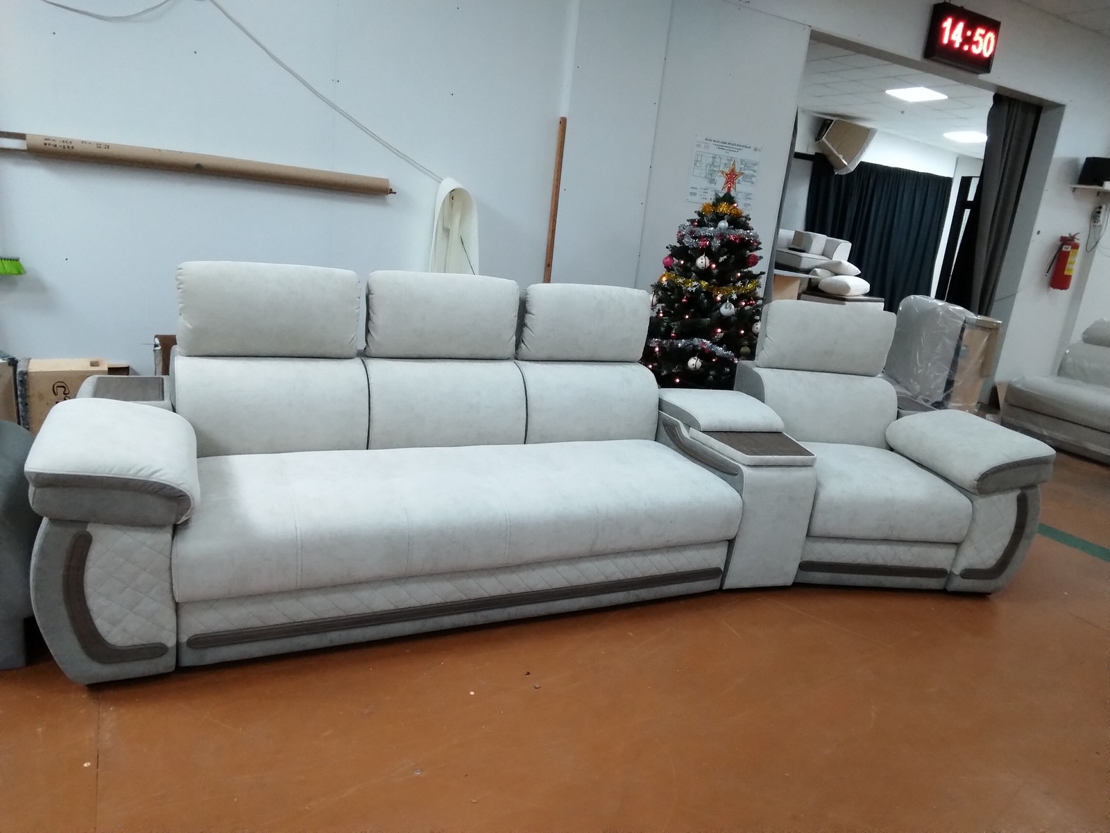 Диваны Айпетри Люкс в наличии. Склад Д 4414 фабрик 2/фабрик 5