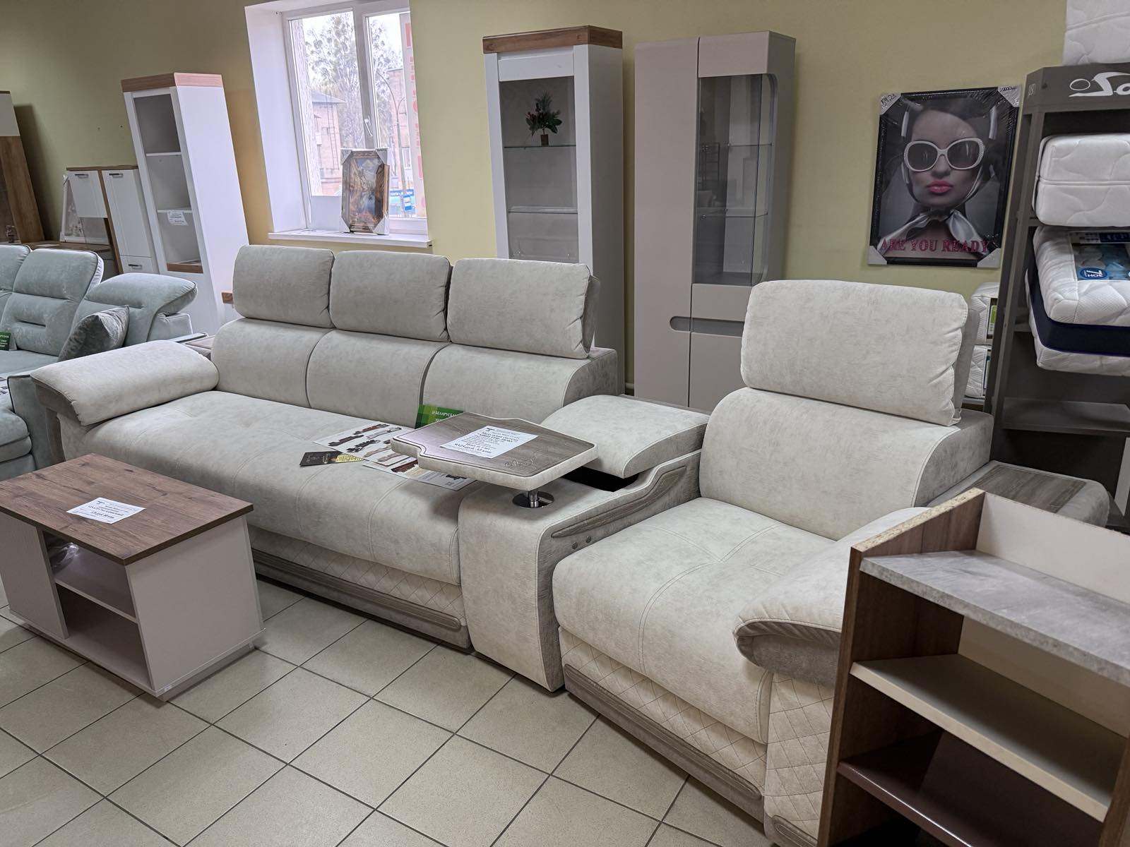 Диваны Айпетри Люкс в наличии. г.Барановичи ул.Брестская Мебельтут  Д 4186 Фабрик 1/фабрик 4