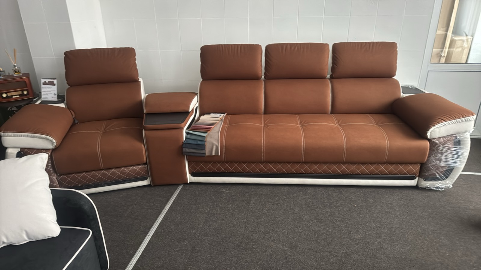 Диваны Айпетри Люкс в наличии. г.Гродно ул.Свердлова  Д 4465 вертус 13 тоффи/тедди 01 музыка