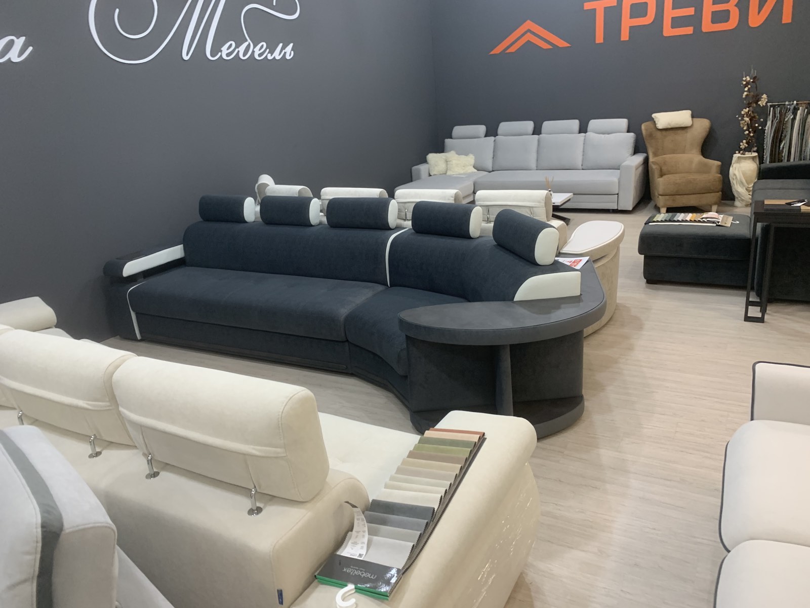 Диваны Марсель Люкс в наличии. г.Гродно ТЦ Корона  Д 4695 Сакура 12/сакура 1