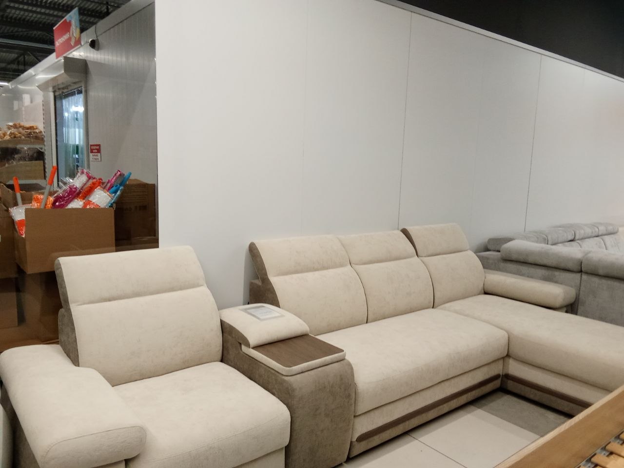 Диваны Браво люкс в наличии. г.Могилев Салон Трио М 4194 Фабрик 2/фабрик 5